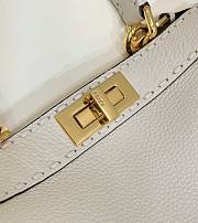 Fendi Peakaboo Medium Handbag White Size 33 × 12 × 25 cm - 2