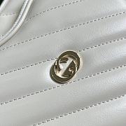 Gucci Interlocking G Mini Heart Shoulder Bag White Size 20 x 17.5 x 6.5 cm - 2