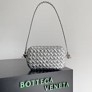 Bottega Veneta Knot Silver Bag Size 20.5 x 6 x 12.5 cm - 1