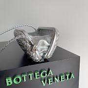 Bottega Veneta Knot Silver Bag Size 20.5 x 6 x 12.5 cm - 5