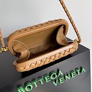 Bottega Veneta Knot Brown Bag Size 20.5 x 6 x 12.5 cm - 3