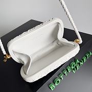 Bottega Veneta Knot White Bag Size 20.5 x 6 x 12.5 cm - 5