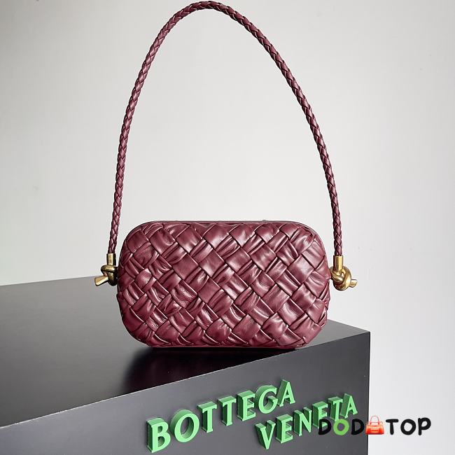 Bottega Veneta Knot Red Bag Size 20.5 x 6 x 12.5 cm - 1