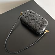 Bottega Veneta Knot Black Bag Size 20.5 x 6 x 12.5 cm - 6