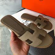 Hermès Oasis Sandals Olive - 2