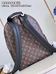 Louis Vuitton LV Discovery Small Backpack M22558 Size 29 x 38 x 20 cm - 6