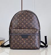 Louis Vuitton LV Discovery Small Backpack M22558 Size 29 x 38 x 20 cm - 1