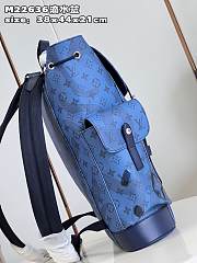 Louis Vuitton LV Christopher Medium Backpack M22636 Size 38 x 44 x 21 cm   - 5