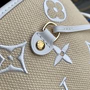 Louis Vuitton LV Neverful MM Handbag By The Pool M22838 Size 31 x 28 x 14 cm - 4