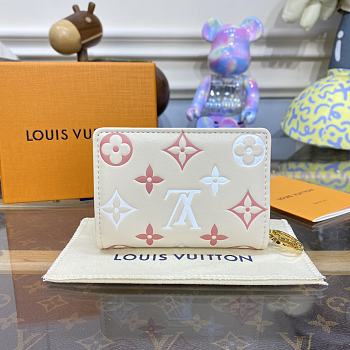 Louis Vuitton LV M82291 Wallet Size 12 x 9 x 3.5 cm