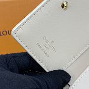 Louis Vuitton LV M82291 Wallet Size 12 x 9 x 3.5 cm - 4