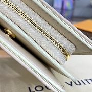 Louis Vuitton LV M82291 Wallet Size 12 x 9 x 3.5 cm - 5