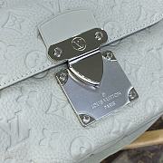 Louis Vuitton LV S-Lock Messenger Taurillon Monogram M23152 Size 22 x 18 x 8 cm - 4