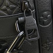 Louis Vuitton LV S-Lock Messenger Taurillon Monogram M45806 Black Size 22 x 18 x 8 cm - 3