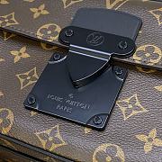 Louis Vuitton LV S-Lock Messenger Size 22 x 18 x 8 cm - 6