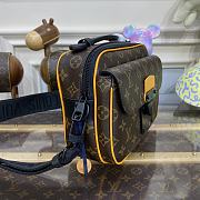 Louis Vuitton LV S Lock Messenger Bag Size 22 x 18 x 8 cm - 4