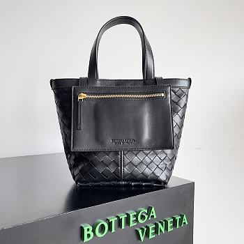 Bottega Veneta Tote Black Bag Size 23 x 18 x 15 cm