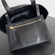 Bottega Veneta Tote Black Bag Size 23 x 18 x 15 cm - 6