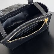 Bottega Veneta Tote Black Bag Size 23 x 18 x 15 cm - 3