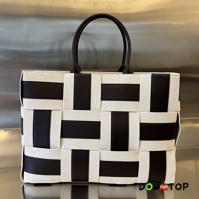 Bottega Veneta Tote Bag Black/White Size 46 x 34.5 x 11 cm - 1