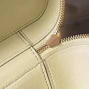 Bottega Veneta Braided Mini Cosmetic Bag Cream Size 18 x 12.5 x 8 cm - 2