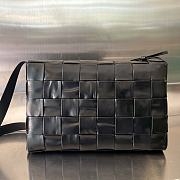 Bottega Veneta Cassette Black Size 36 x 23 x 54.5 cm - 2