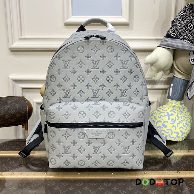 Louis Vuitton LV Discovery Small Backpack Grey Flower M22558 Size 29 x 38 x 20 cm - 1