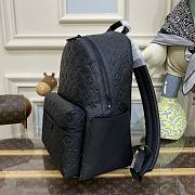 Louis Vuitton LV Discovery Small Backpack Black M22558 Size 29 x 38 x 20 cm - 4