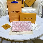 Louis Vuitton M81226 Zipped Wallet Size 19.5 x 10.5 x 2.5 cm - 1
