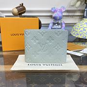 Louis Vuitton LV Gray Wallet M82562 Size 11.5 x 9 x 1.5 cm - 1