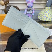 Louis Vuitton LV Gray Wallet M82562 Size 11.5 x 9 x 1.5 cm - 5