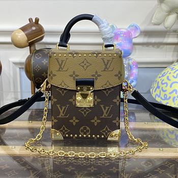 Louis Vuitton LV Camera Box Box Handbag M82465 Size 12.5 x 17.6 x 6 cm