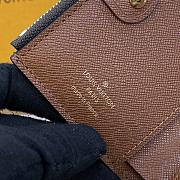 Louis Vuitton LV Lisa Wallet M82383 Brown Size 9 x 11.5 x 1.5 cm - 3