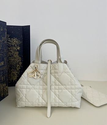 Dior Medium Dior Toujours Bag White Size 28.5 x 19 x 21.5 cm