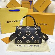 Louis Vuitton LV M45978 Madeleine BB Size 24 x 17 x 8.5 cm - 6