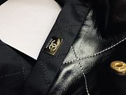 Chanel 22 Tote Black Bag Size 35 x 35 x 8 cm - 4