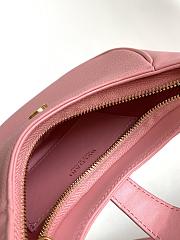 Bvlgari Serpenti Ellipse Shoulder Bag Pink Size 25.5 x 25 x 5.5 cm - 2