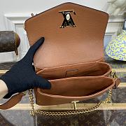 Louis Vuitton LV Oxford Handbag Brown Size 22 x 16 x 9.5 cm - 5