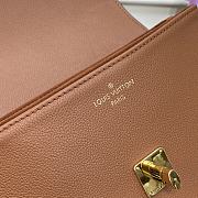 Louis Vuitton LV Oxford Handbag Brown Size 22 x 16 x 9.5 cm - 4