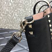 Valentino Black/Pink Leather RockStuds Reversible Double-Sided Size 33 cm - 5