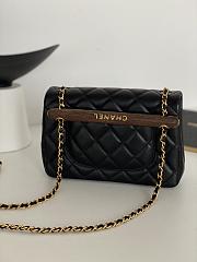Chanel Wood Handle Flap Bag Black Size 21 x 13.5 x 6 cm (Limitted) - 6