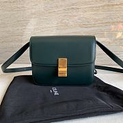 Celine Teen Classic Bag In Box Green Size 18.5 x 15.5 x 6 cm - 1