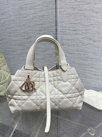 Dior Small Dior Toujours Bag White Size 23 x 15 x 15 cm