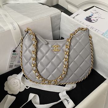 Chanel Hobo Bag Grey Size 15 x 23.5 x 2 cm