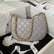 Chanel Hobo Bag Grey Size 15 x 23.5 x 2 cm - 3