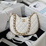 Chanel Hobo Bag White Size 15 x 23.5 x 2 cm - 1