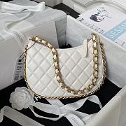 Chanel Hobo Bag White Size 15 x 23.5 x 2 cm - 6