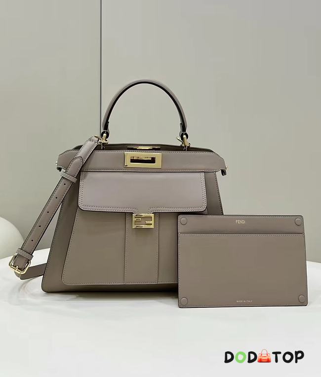 Fendi Peekaboo Handbag Size 33.5 x 13 x 25.5 cm - 1