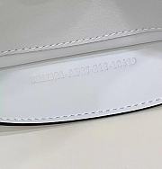 Fendi Peekaboo Handbag White Size 33.5 x 13 x 25.5 cm - 4