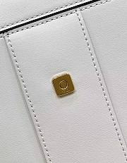 Fendi Peekaboo Handbag White Size 33.5 x 13 x 25.5 cm - 2
